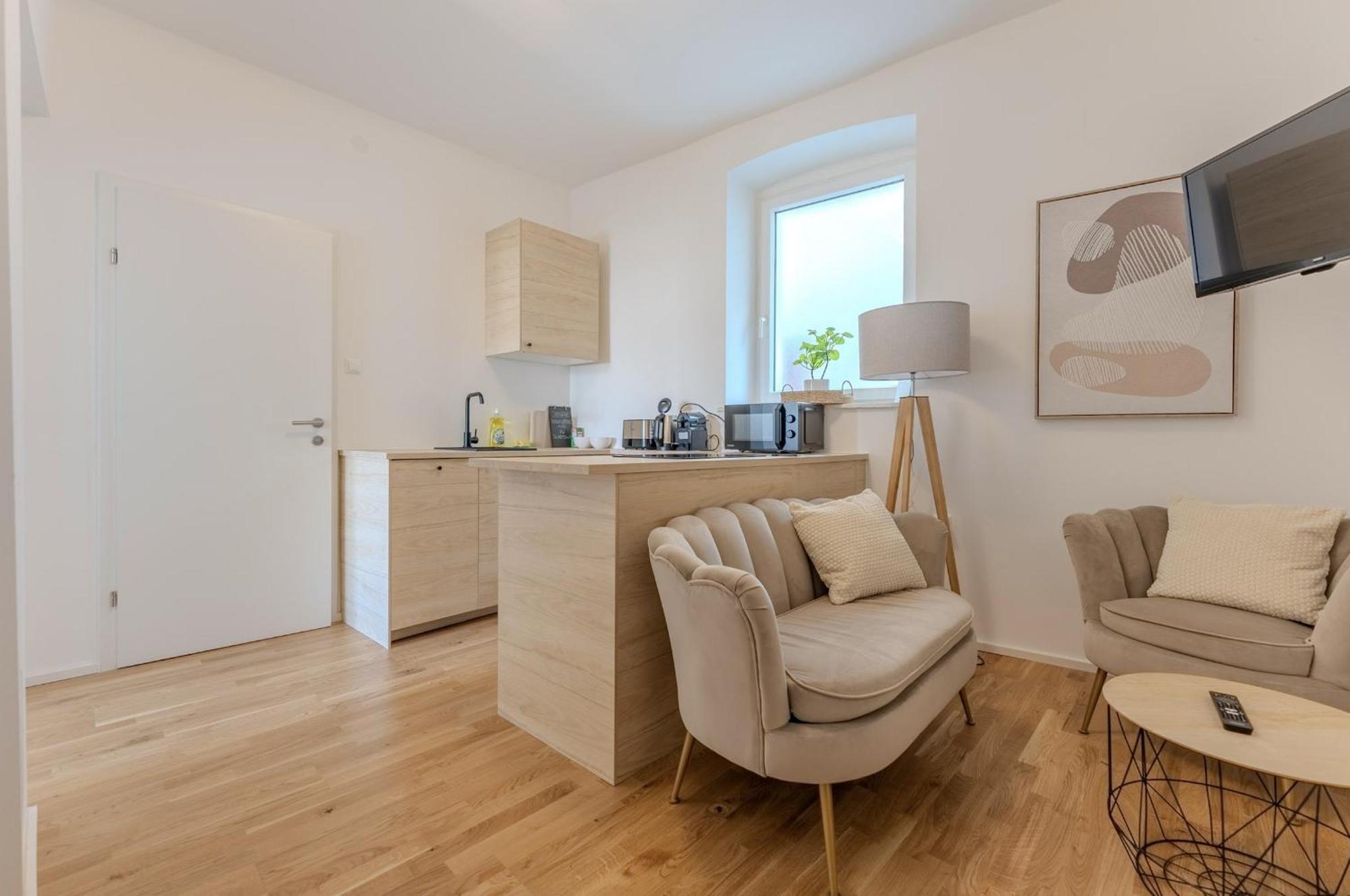 Urbansuite In Der Innenstadt Кремс на Дунае Экстерьер фото